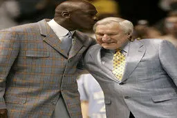 بزرگترین مربی تاریخ بسکتبال درگذشت