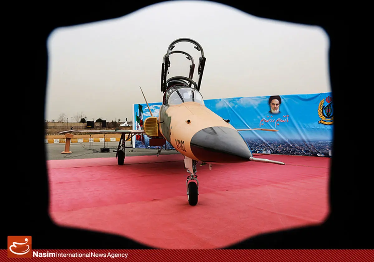 گزارش تصویری:: رونمایی از جنگنده صاعقه ۲