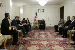روحانی: ایران در مذاکرات هسته‌ای گام‌های لازم را برداشته؛ نوبت طرف مقابل است