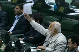 توکلی: لایحه بودجه دیر و بدون جداول به نمایندگان ارائه شد