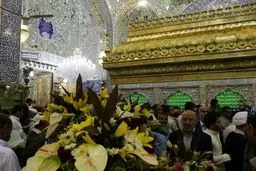 بزرگترین تابلو آیه الکرسی برنزی جهان وقف حرم امام علی(ع) شد