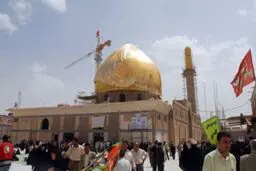 آئینه‌کاری حرم امامین عسکریین(ع) اردیبهشت به پایان می‌رسد