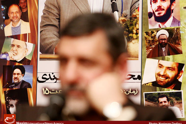 گزارش تصویری:: نشست 'رویش‌ها و ریزش‌های انقلاب اسلامی'