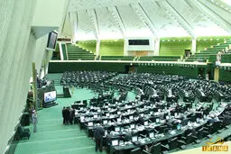 دولت برای واگذاری اسناد خزانه اسلامی
مجاز شد