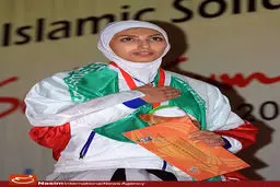 ایزدی و صفری قهرمان رقابت‌های تکواندوی بانوان جام فجر شدند