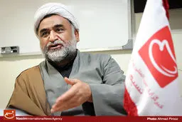 علیزاده: دستگاه قضا بدون توجه به وابستگی شخصی و گروهی مهدی هاشمی به پرونده وی رسیدگی کند