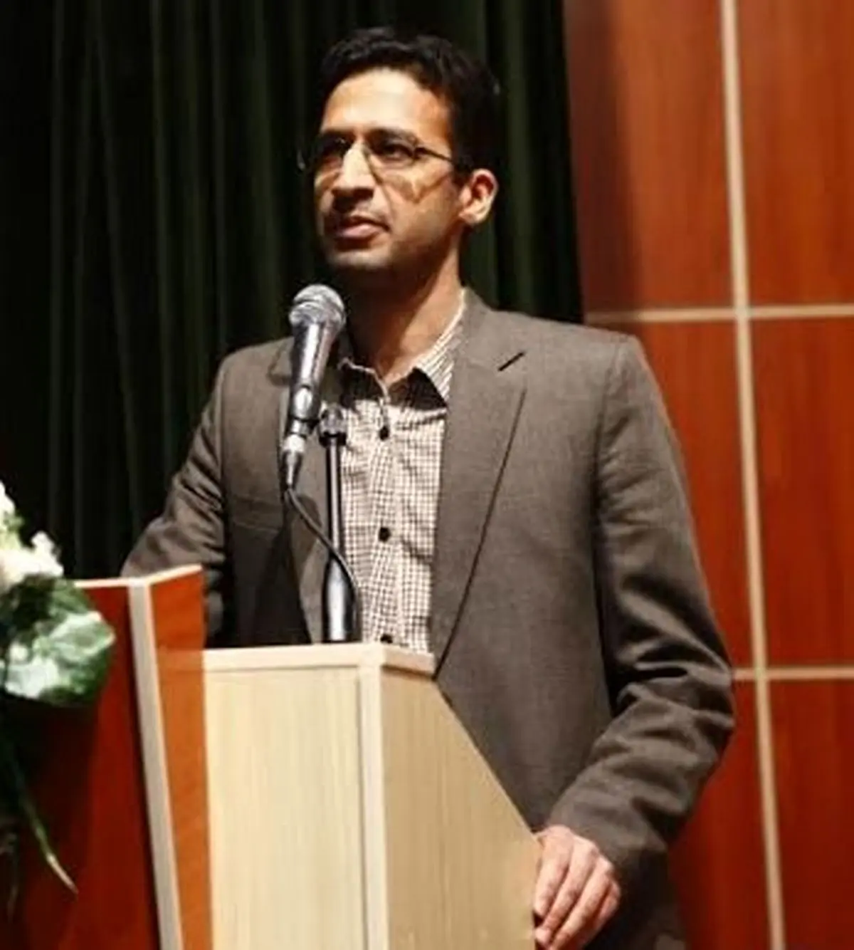 معاون اقتصادی اداره اوقاف فارس: باید از موقوفات، بهره‌وری اقتصادی مناسب شود