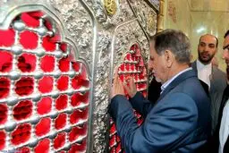 جهانگیری حرم امام حسین(ع) و حضرت عباس(ع) را زیارت کرد