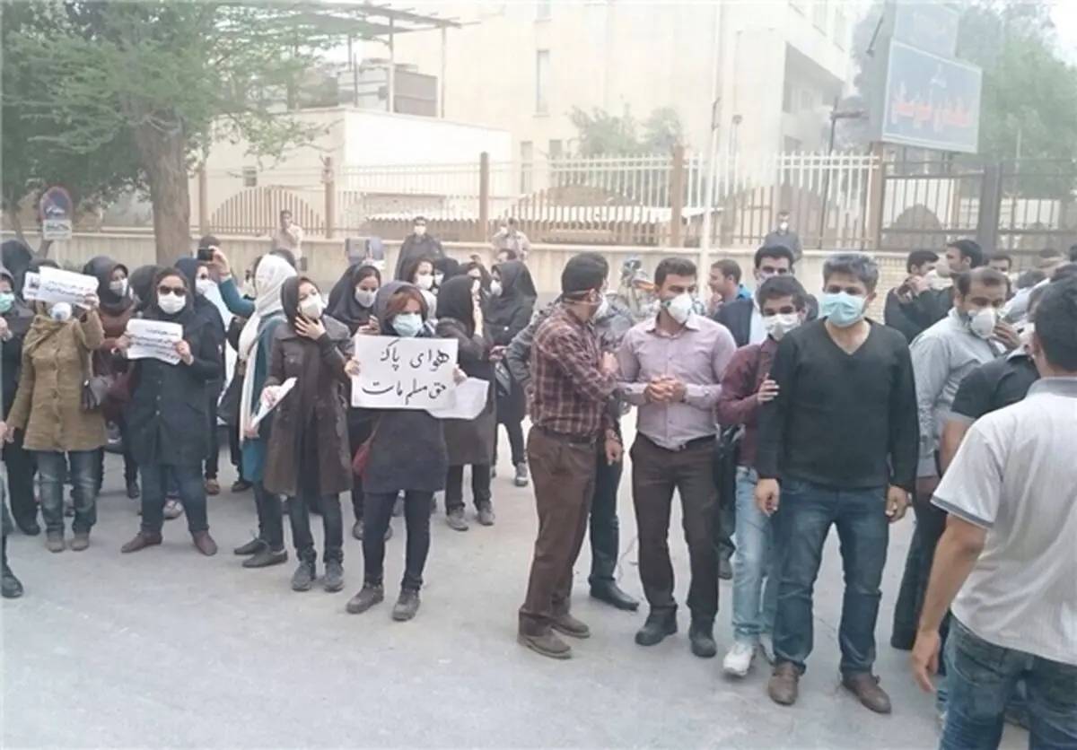 فرماندار اهواز: به مسئولین در خصوص کنترل ریزگردها فرصت بدهید
