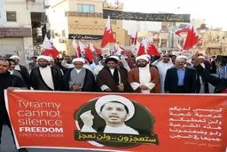 دیده‌بان حقوق بشر بحرین: آل‌خلیفه از سال ۲۰۱۲ تاکنون، تابعیت ۱۵ روحانی شیعه را سلب کرده است