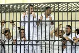 دادگاه تجدید نظر مصر حکم اعدام ۱۳۶ طرفدار اخوان المسلمین را لغو کرد
