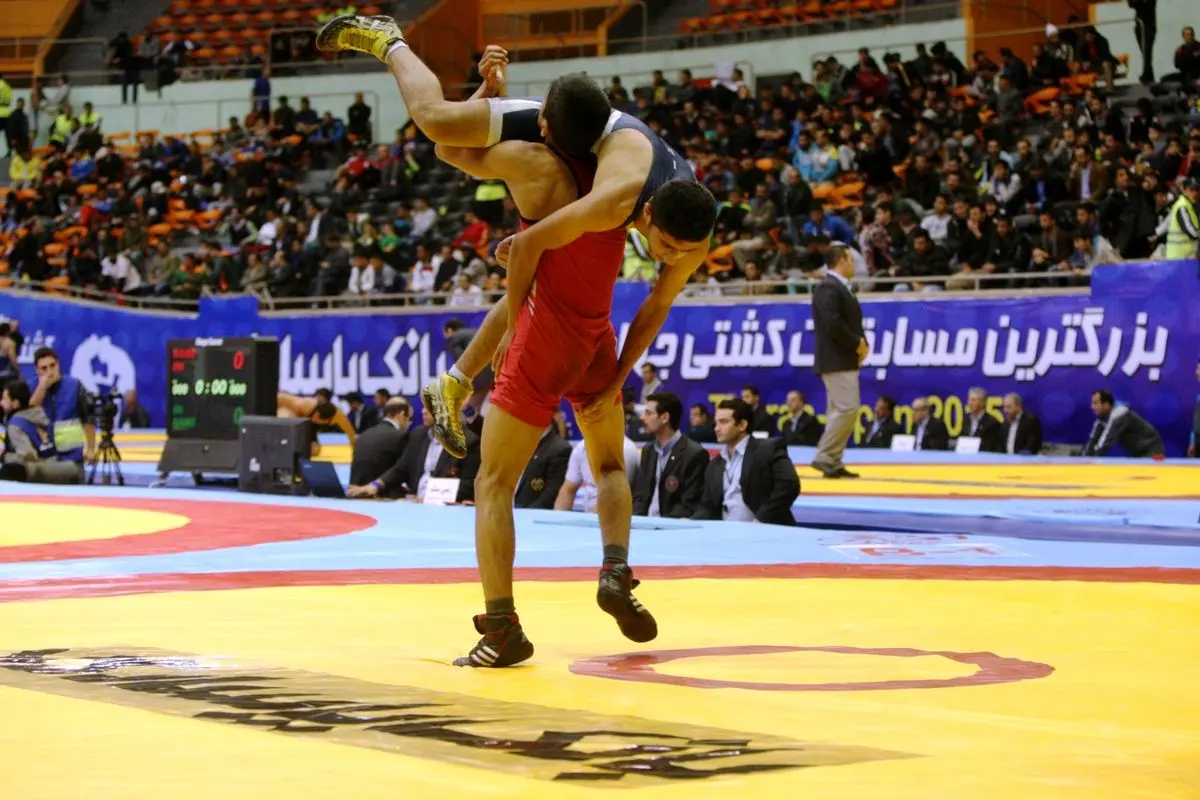 وزن‌کشی مسابقات کشتی جام تختی آغاز شد