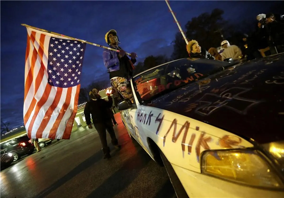 معترضان آمریکایی در جریان اعتراضات به خشونت‌های اخیر پلیس بازداشت شدند