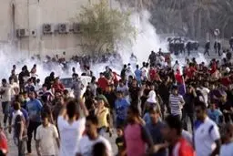 نقاط مختلف بحرین روز گذشته شاهد ۱۲۸ تظاهرات بود که اغلب آنها توسط آل‌خلیفه سرکوب شد