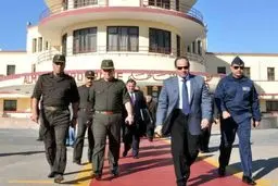 رئیس‌جمهور مصر از مناطقی در مرزهای مشترک این کشور با لیبی بازدید کرد