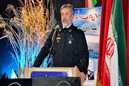 امیر دریادار سیاری: نیروی دریایی ایران از بندرعباس تا خلیج عدن ‌دریانوردی می‌کند