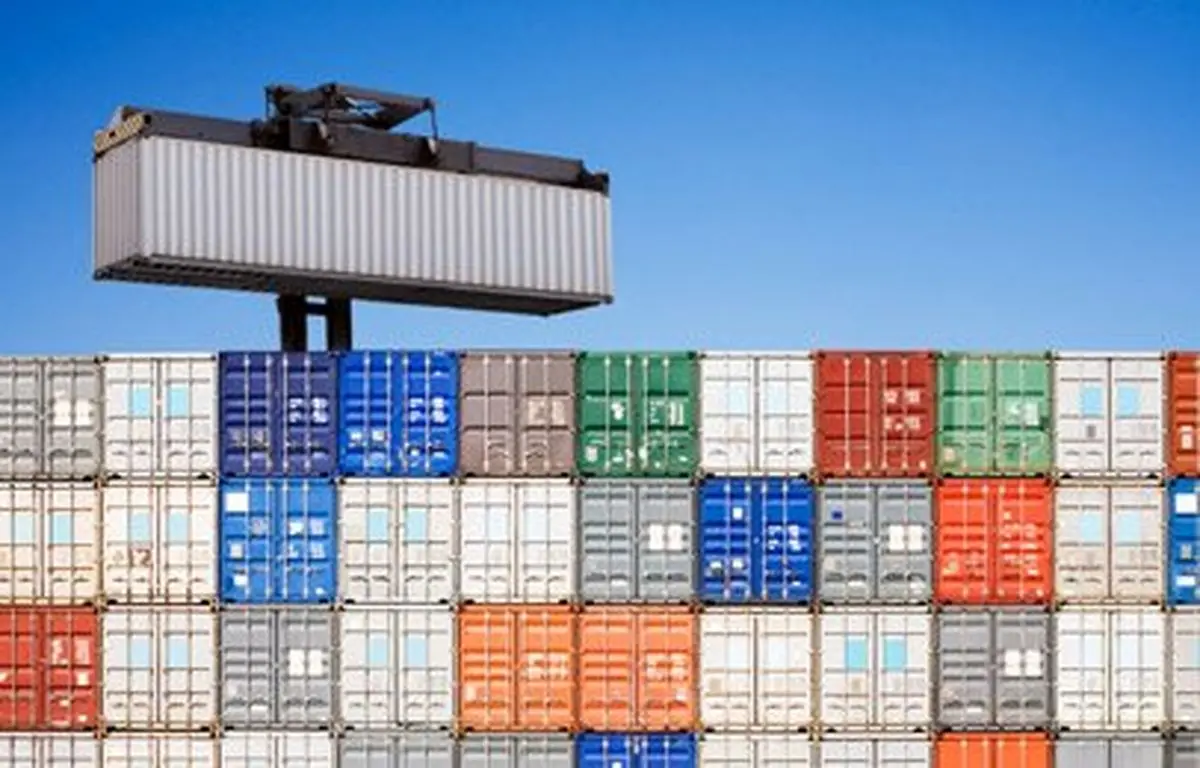 خسروتاج: اولویت‌بندی واردات ۹۴ با مکانیزم سود و تعرفه در دستور کار دولت قرار دارد