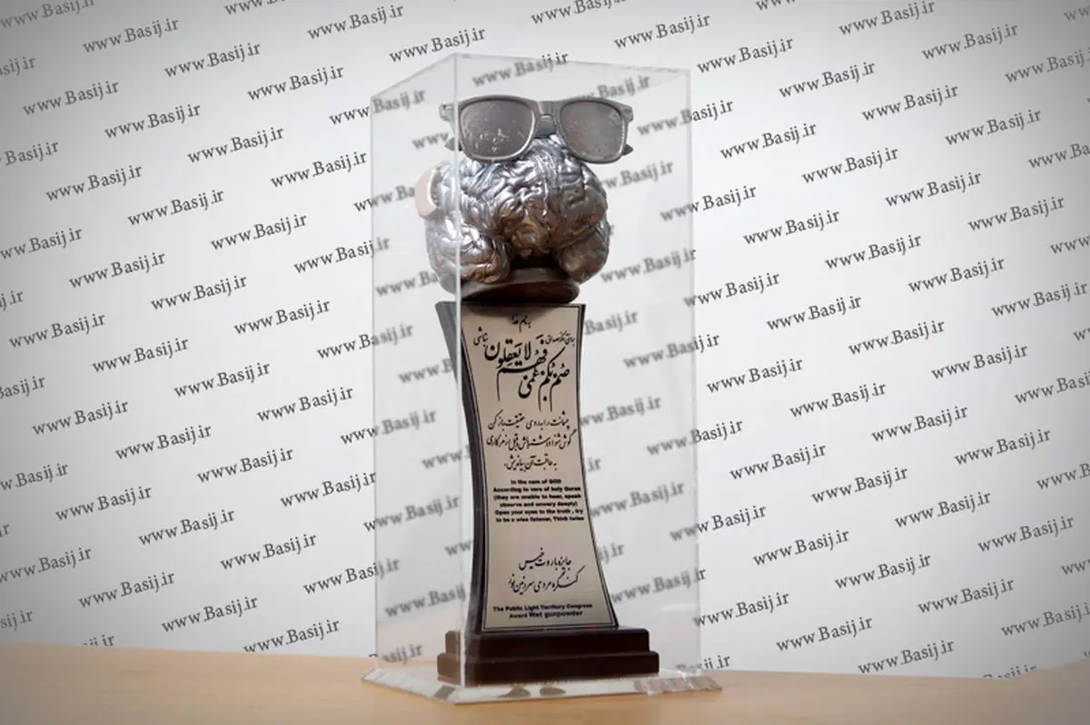 مسئولین جشنواره باروت خیس از سردار نقدی درخواست حمایت کردند