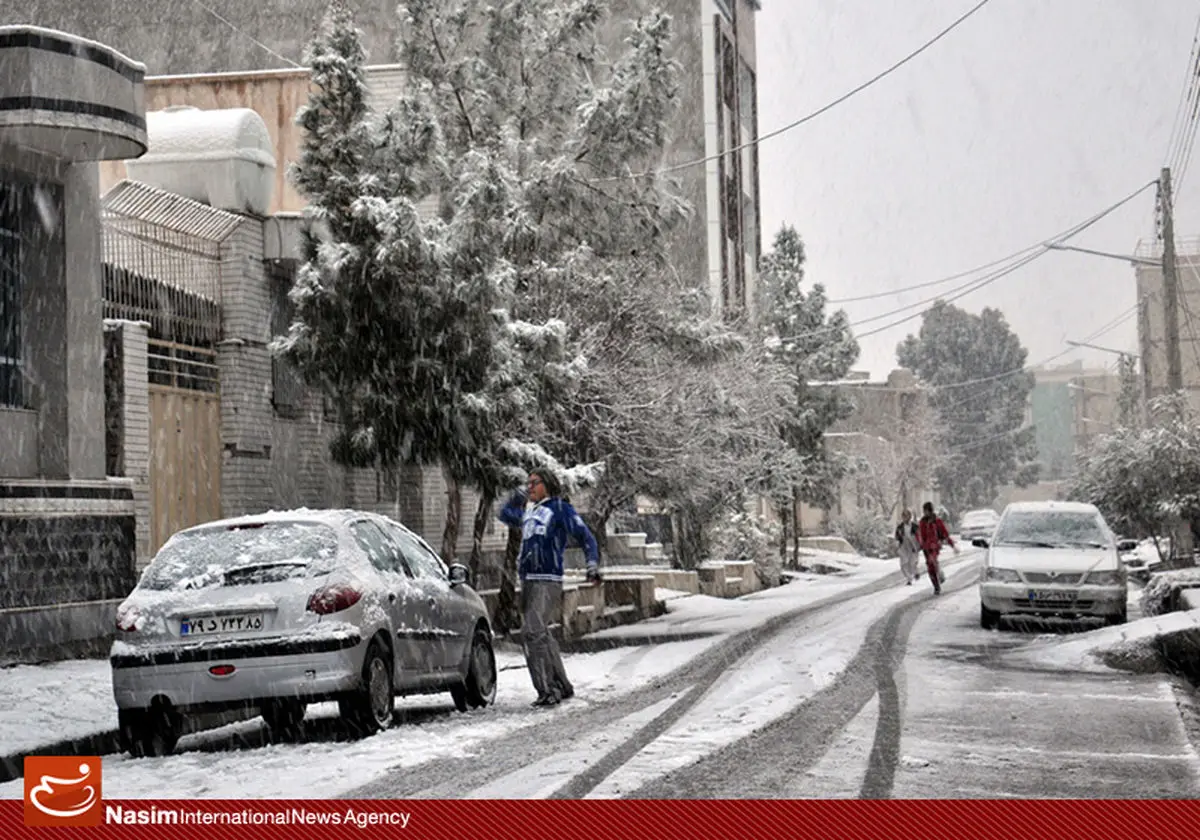 برف، مدارس تعدادی از شهرهای آذربایجان شرقی را تعطیل کرد