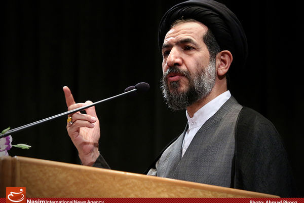ابوترابی‌فرد: امروز قدرت ایران برای ملت‌های منطقه و دنیای اسلام پیام‌آور امنیت است