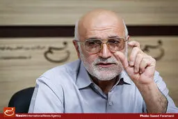 انصاری: بانک مرکزی از پیامدهای سیاسی  پیگیری مطالبات معوق می‌ترسد