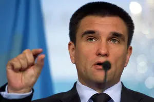 وزیر خارجه اوکراین با دبیرکل سازمان ملل درباره اعزام نیروی حافظ صلح به این کشور گفتگو می‌کند