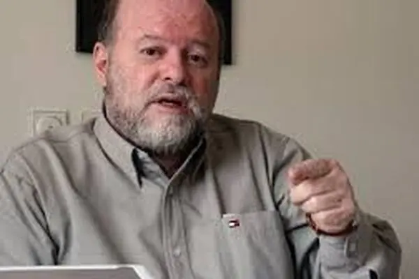 
«انیس نقاش» درگذشت
