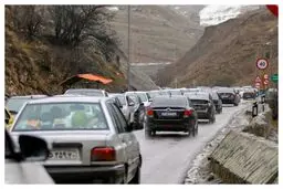 ترافیک سنگین در چالوس و ورودی‌های تهران/ بارش برف و باران در ۱۰ استان
