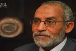 رهبر اخوان‌المسلمین مصر در ارتباط با پرونده حمله به دفتر ارشاد به حبس ابد محکوم شد