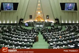 اوراق مشارکت تا سقف ۱۰۰ هزار میلیارد برای اجرای طرح‌های دارای توجیه اقتصادی مجوز انتشار گرفت
