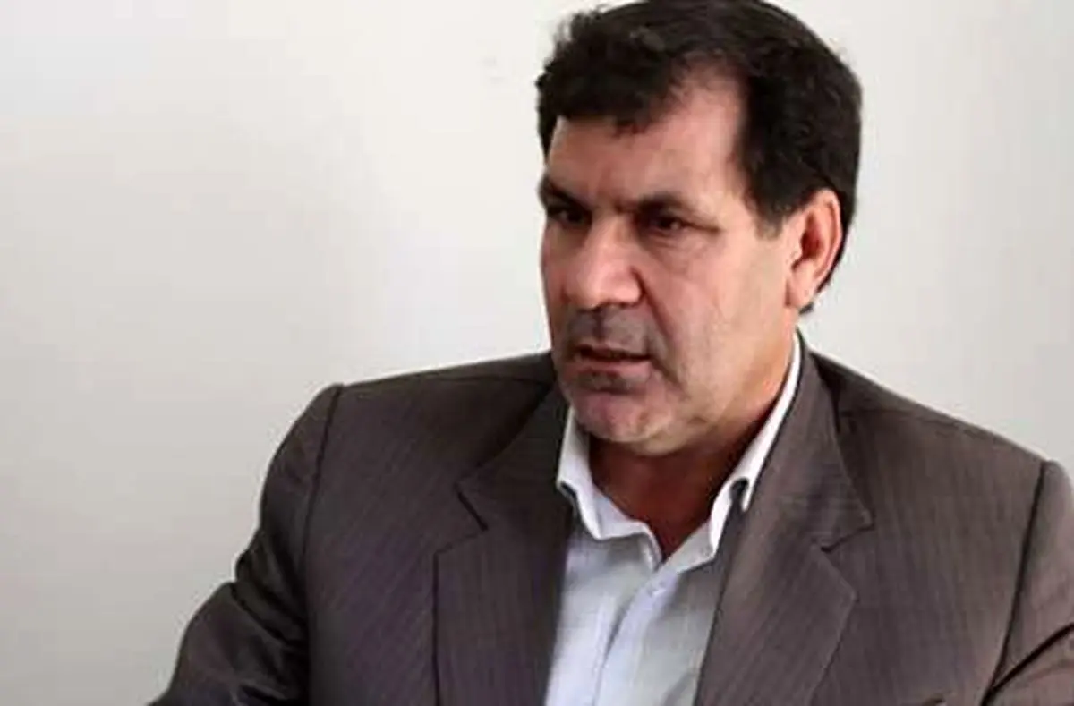 احمدی: دولت صرفه‌جویی در هزینه‌های جاری را از بخش ستادی ریاست‌جمهوری آغاز کند