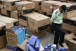 ۷۲ هزار گیرنده ماهواره و ۷۵ هزار بطر مشروبات الکلی در خراسان رضوی کشف و ضبط شده است