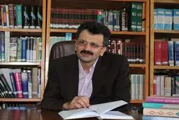 عضو کمیسیون صنایع: جلوی بازار سیاه و دلالی در بازار واردات خودرو باید گرفته شود