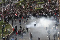 طرفداران و مخالفان اخوان‌المسلمین در مصر با یکدیگر درگیر شدند