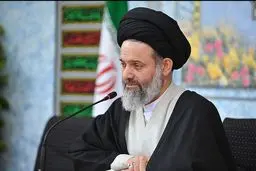 آیت‌الله حسینی بوشهری: نباید اجازه دهیم ارزش‌ها کم شده و راه نفوذ دشمن باز شود