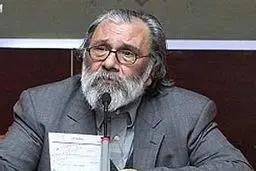 گزیده اشعار علی معلم‌دامغانی در سومین 