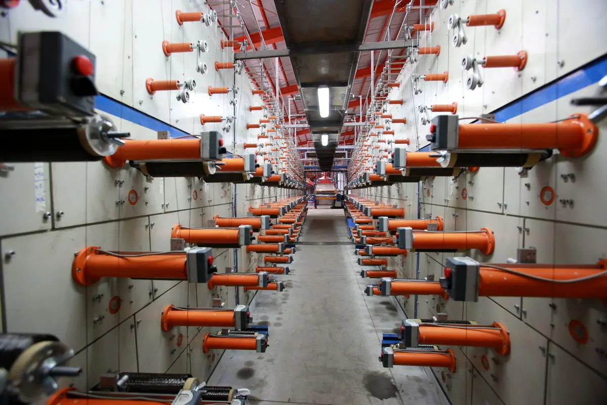 کارخانه تولید الیاف کربن T-۳۰۰ با ظرفیت ۱۵۰ تن در سال با حضور سردار دهقان  افتتاح شد