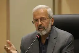 نماینده شیراز: رفتار غیرقانونی و ژست‌های سیاسی در دانشگاه شیراز قابل دفاع نیست