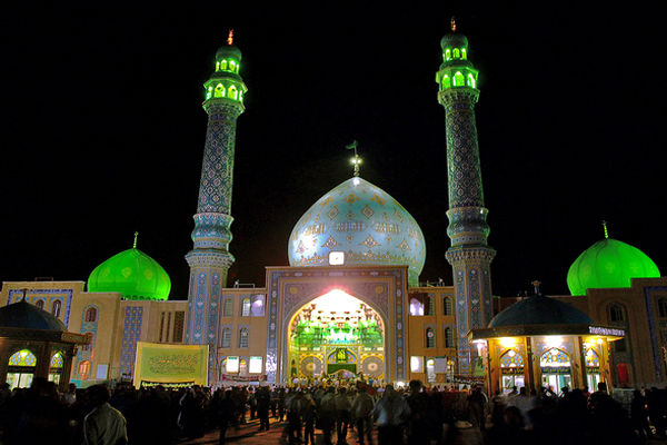 شش هزار متر به فضای مفروش مسجد جمکران افزوده شد