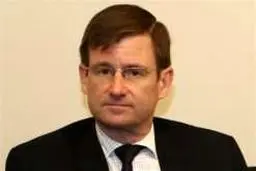 ماموریت سفرای آمریکا و فرانسه در لبنان  به حالت تعلیق در می‌آ‌ید