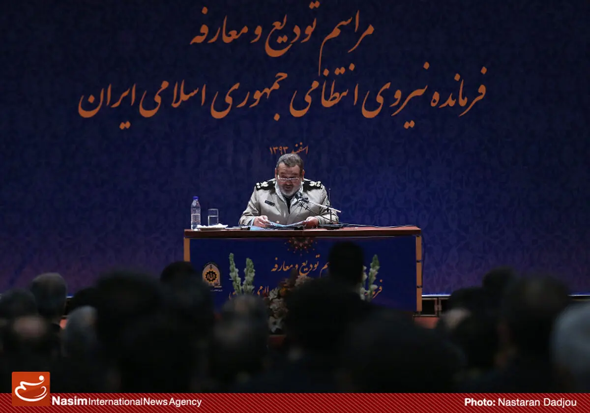 سرلشکر فیروزآبادی: ما حتی یک لحظه با آمریکا کنار نمی‌آییم
