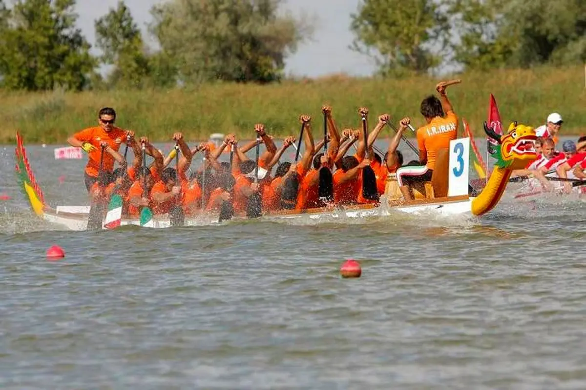 سکان بوشهر قهرمان مسابقات دراگون‌بوت بوشهر شد