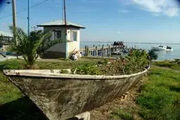 مضرات گردشگری انبوه در تنها جزیره ایرانی  خزر