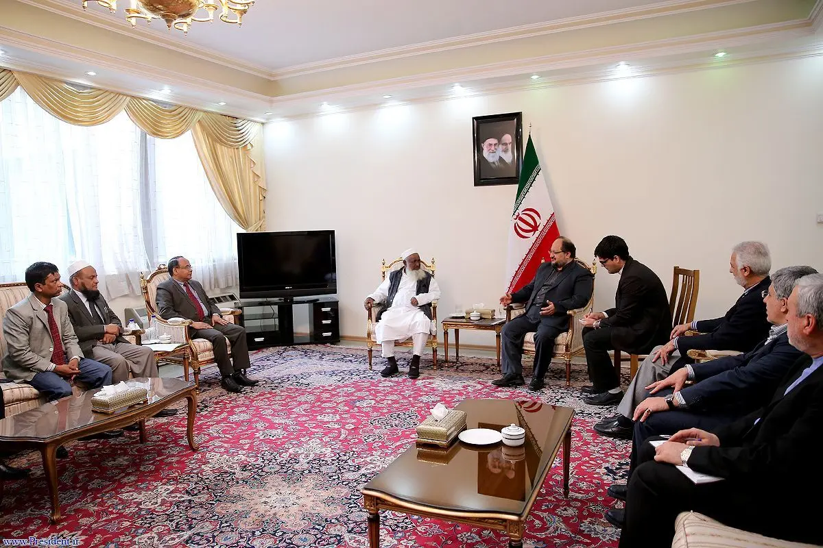 شریعتمداری: تهران آماده گسترش بیش از پیش روابط با داکا است