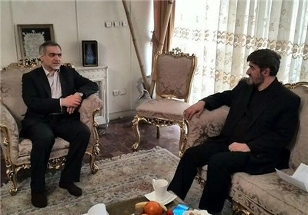 فریدون از علی‎مطهری عیادت کرد