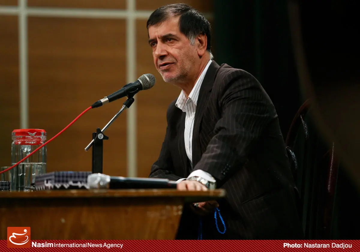 باهنر: رهبری همواره هشدار داده‌اند که قدرت و ثروت با هم تبانی نکنند