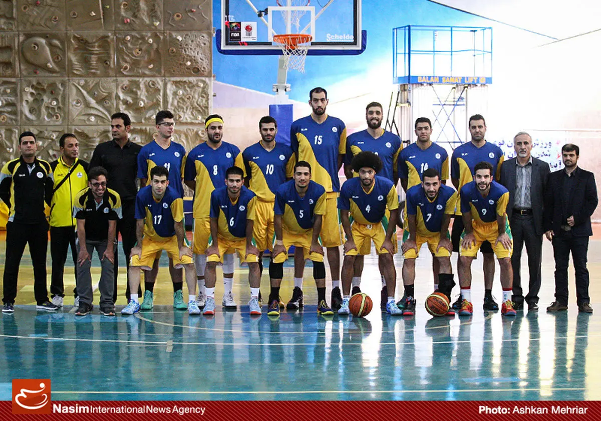 دانشگاه آزاد مغلوب نفت آبادان شد