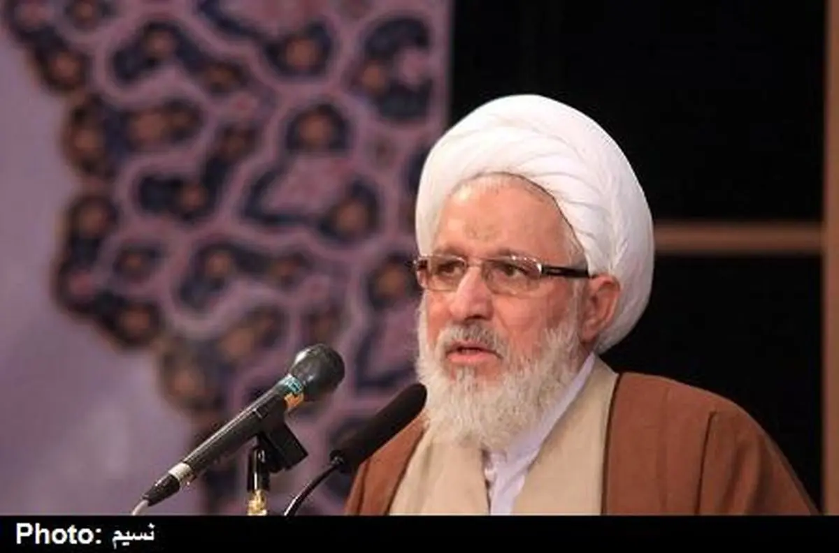 آیت‌الله ایمانی: رسانه‌ها پشتوانه نیروی انتظامی هستند