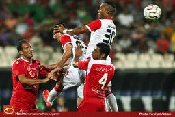 پرسپولیس و تراکتورسازی با تساوی به رختکن رفتند