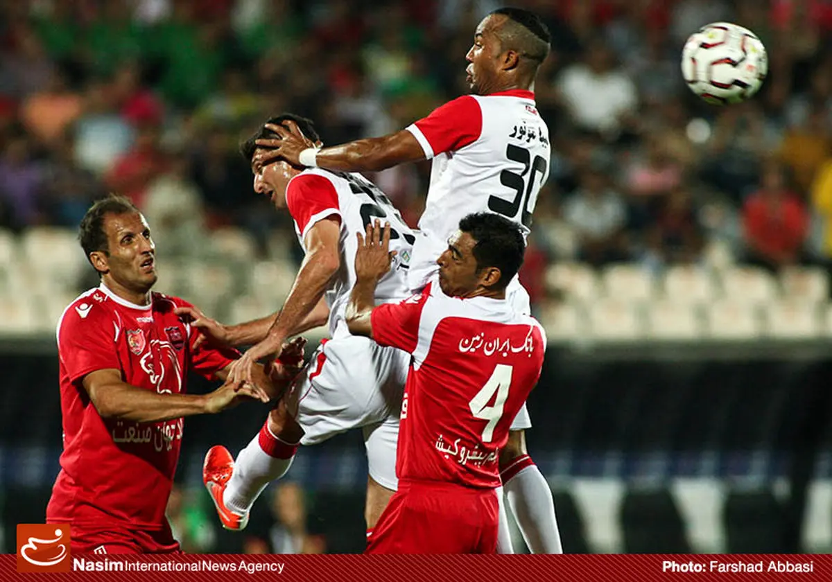 پرسپولیس و تراکتورسازی با تساوی به رختکن رفتند